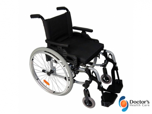 Foto Produto Cadeira de Rodas com Apoio de Panturrilha M1